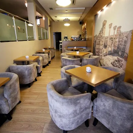 拜利斯酒店 酒店 3*