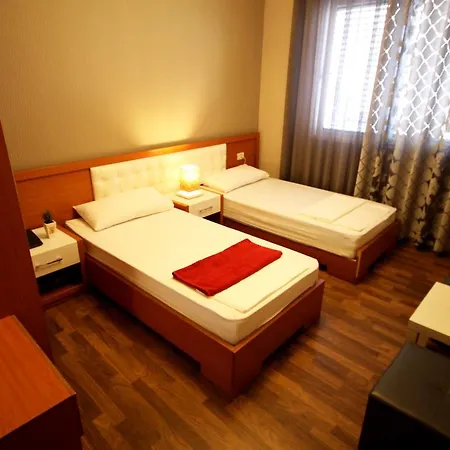 Hotel Bylis 3*